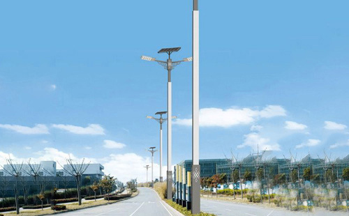 黄南太阳能路灯前半夜亮后半夜暗的真相：控制器分时调光机制