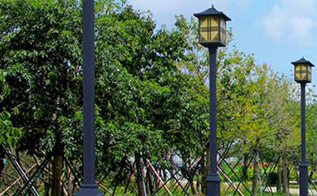 太阳能黄南庭院灯价格为何差三倍？关键看这几点